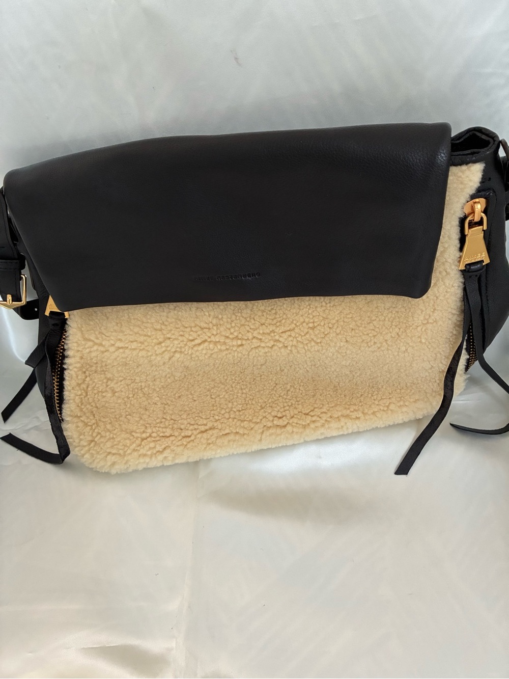 Aimee Kestenberg boho Bali natural shearling shoulder bag - Picture 2 of 9
